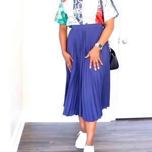 Plated midi skirt